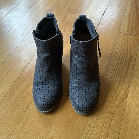 Granger Perforated Wedge Bootie - Picture 2 of 4